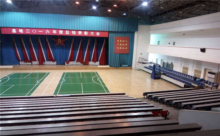 指接板籃球場地木地板造價是的多少？